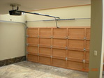puerta seccional de madera